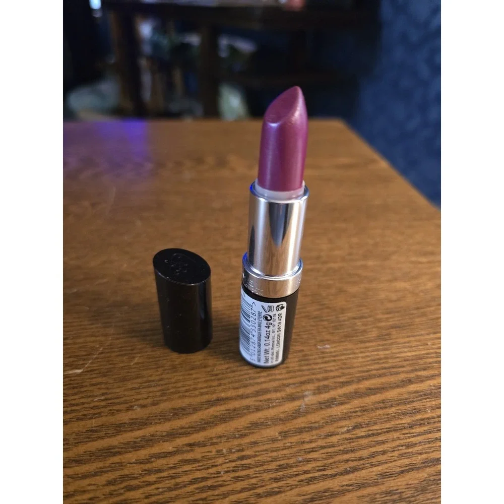 NEW Rimmel Lasting Finish Lipstick Amethyst Shimmer‎ 0.14 Ounces